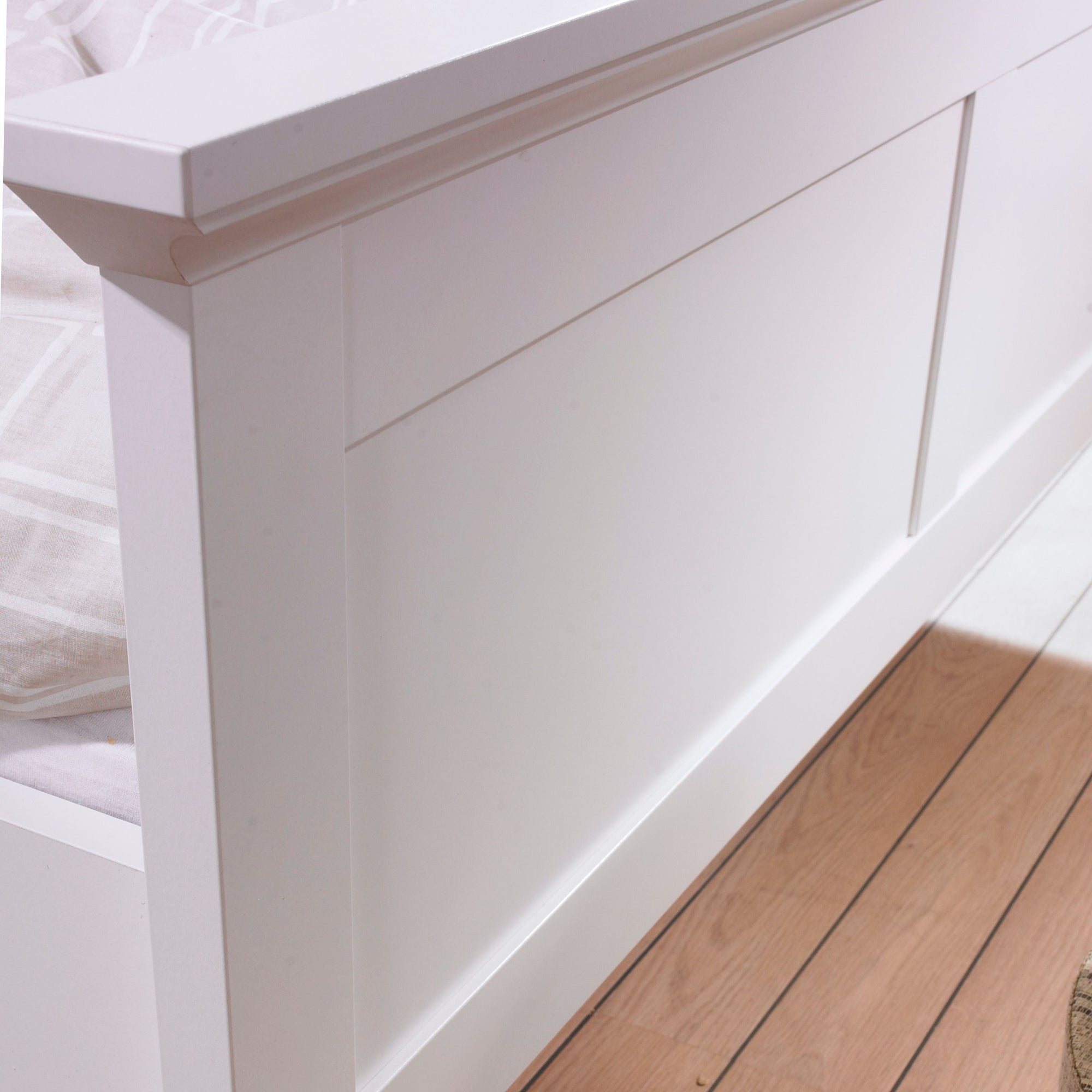 Axton Westchester Double Bed (140 x 200) in White